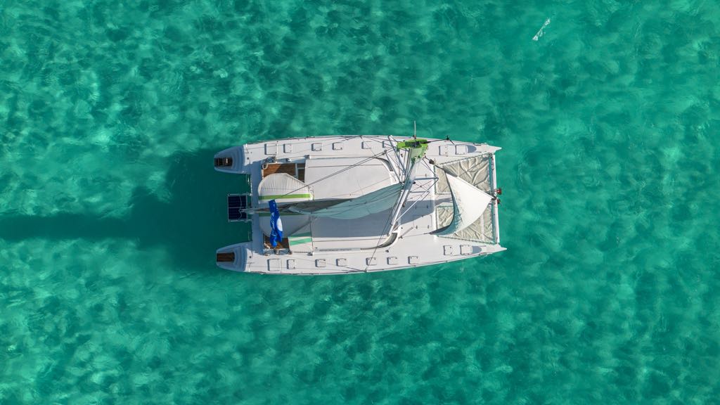 16.- Tiaré - 55 PAX